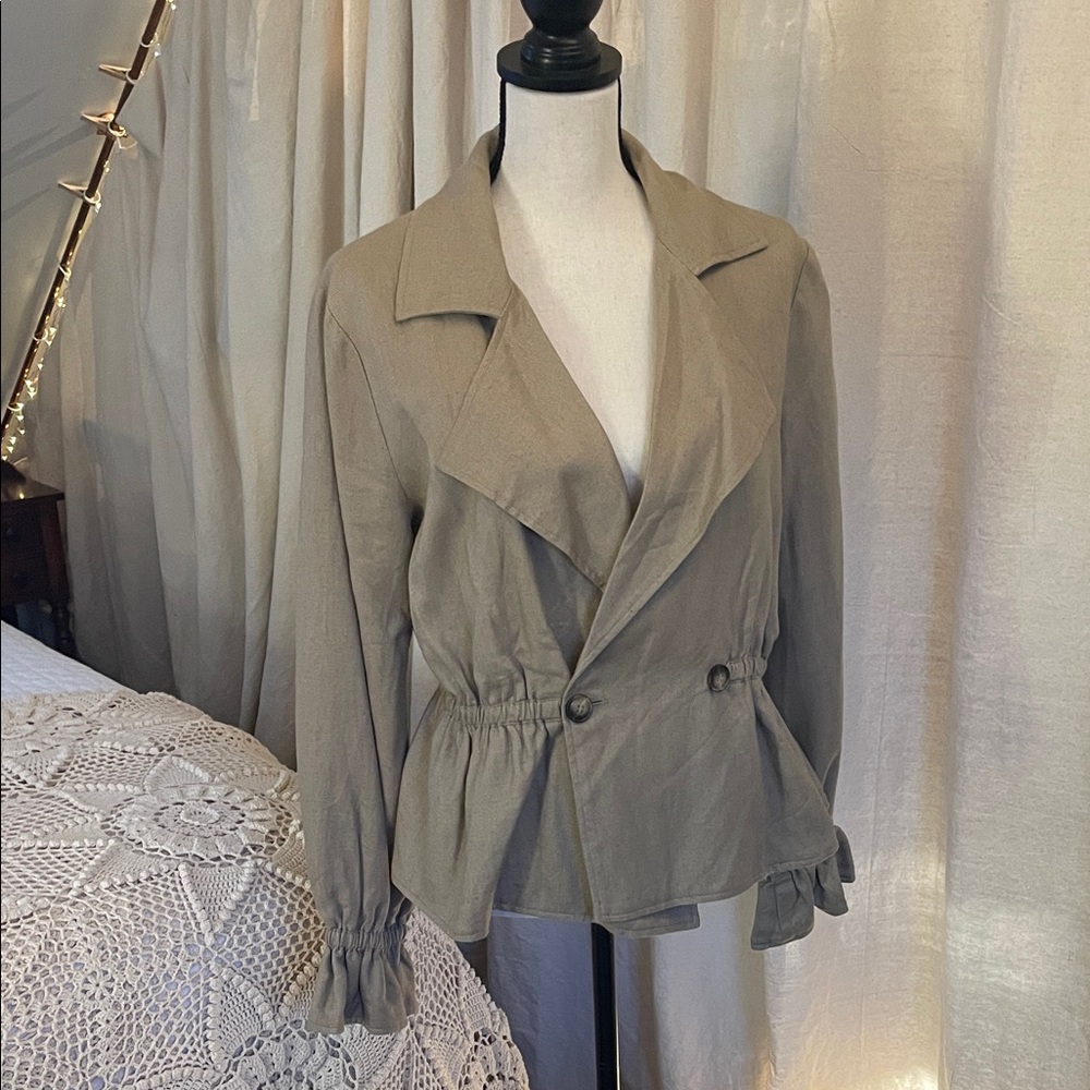 A New Cartonnier Women's Linen & Cotton Cropped Jacket